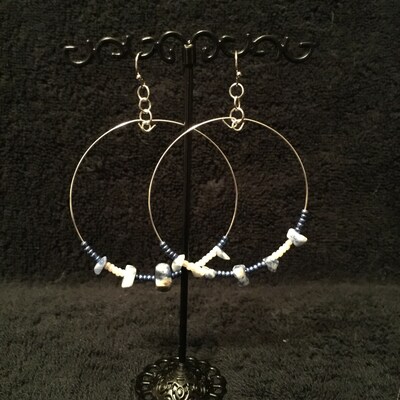 Blue stone dangle earrings - image1